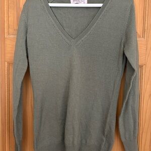 Brunella Gori Women’s Olive Green V-Neck 100% Merino Wool Italian Sweater Size M
